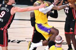 开云体育官方网站-卡利亚里队员发威，逆转比分捧得胜利的简单介绍