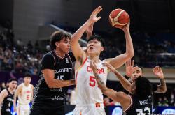 开云APP-墨西哥男篮强势步行者，瓦兰丘纳斯三分雨点燃全场的简单介绍