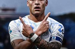 开云足球直播-顶级球星异军突起，主导比赛场上风云变幻的简单介绍