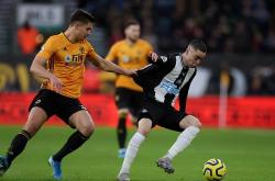 开云平台-南特后防线稳固逐渐摆脱降级区的简单介绍