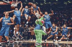 开云体育入口-球场双城记，NBA季后赛焦点战与曼联欧战晋级夜的激情共振