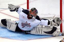 开云官网-骑士末节带走广东队，霍勒迪成为关键先生