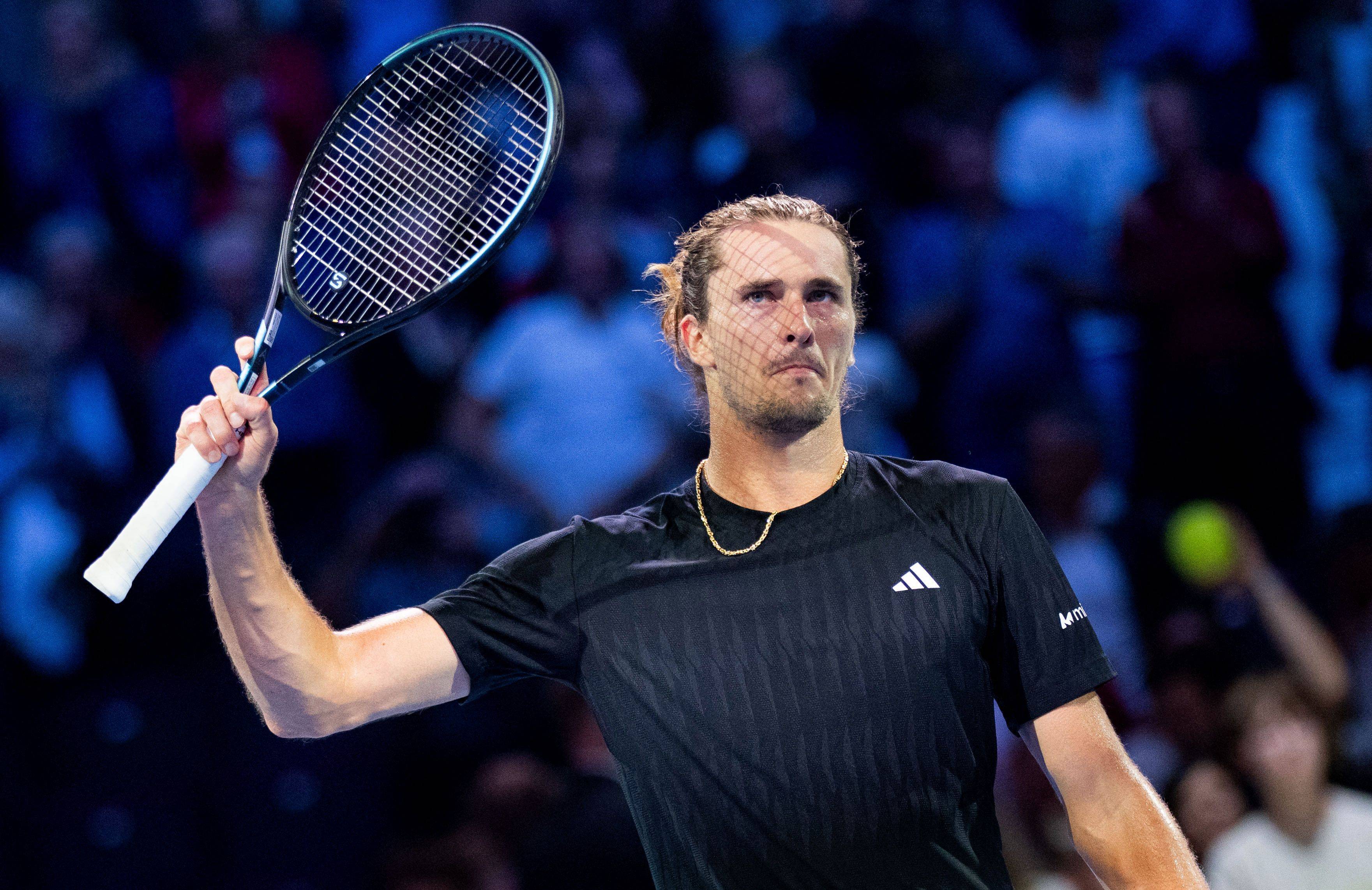 西班牙网球队完胜日本网球队，兹维列夫送出助攻的简单介绍