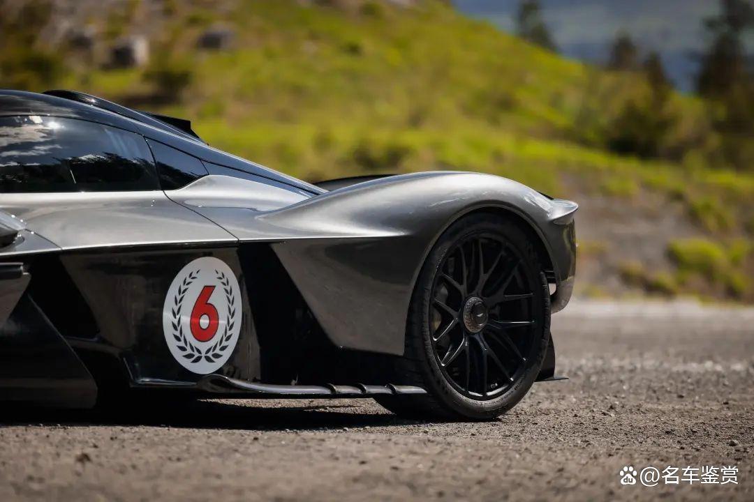 阿斯顿马丁险胜迈凯伦,周冠宇扛起全队的简单介绍 阿斯顿马丁险胜迈凯伦,周冠宇扛起全队的简单介绍