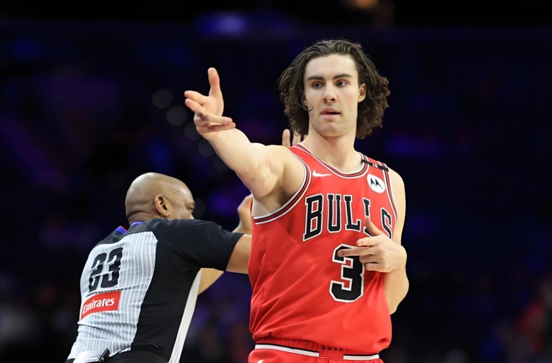 热火队客场告捷，逆转战胜公牛队