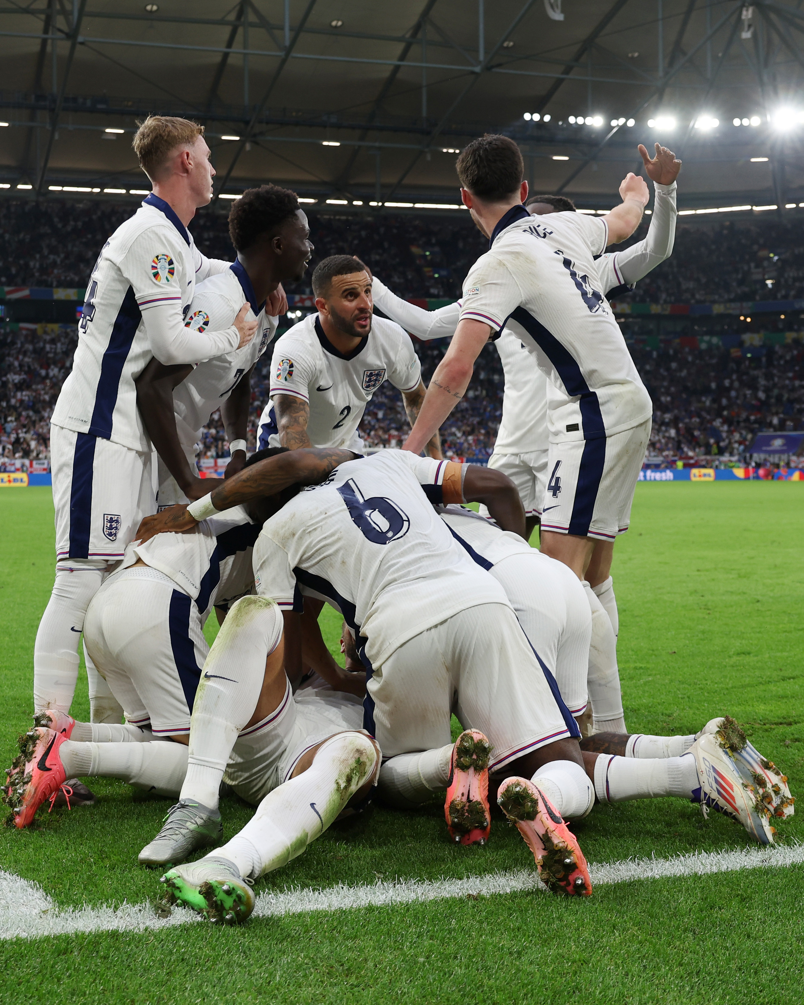 比利时队逆袭战胜克罗地亚,欧洲杯竞争白热化的简单介绍 比利时队逆袭战胜克罗地亚,欧洲杯竞争白热化的简单介绍