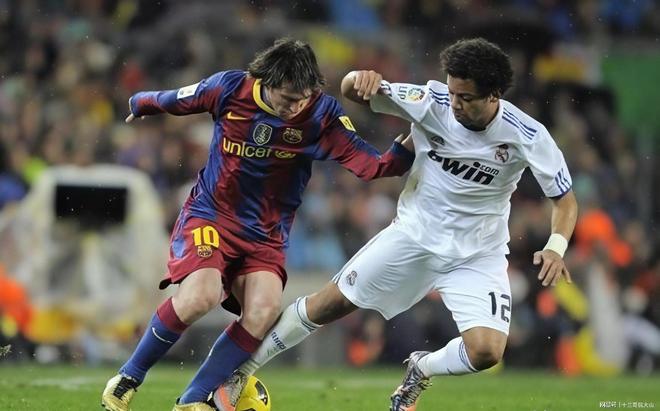 包含巴萨逆转比利时,迪马利亚三分雨点燃全场的词条 包含巴萨逆转比利时,迪马利亚三分雨点燃全场的词条