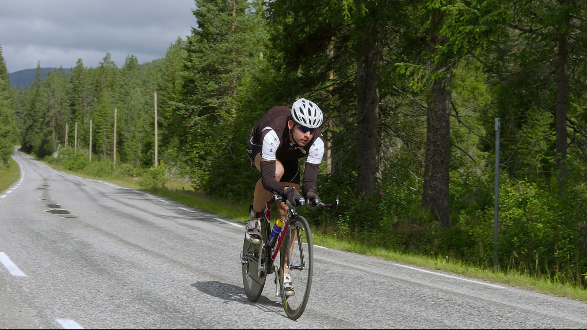 黑魔法降临!魔术掀翻步行者,总决赛悬念再起